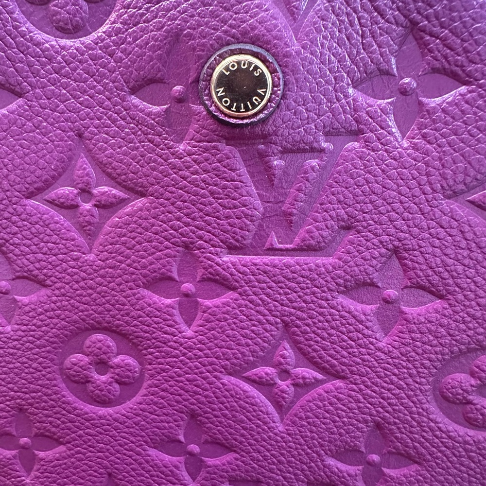 Louis Vuitton Montaigne Amethyst Monogram Empreinte Leather MM - Picture 12 of 13